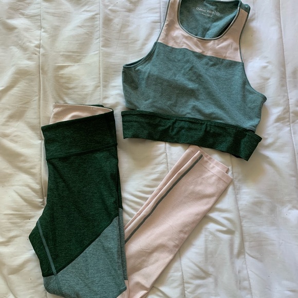 Outdoor voices set - Picture 1 of 1